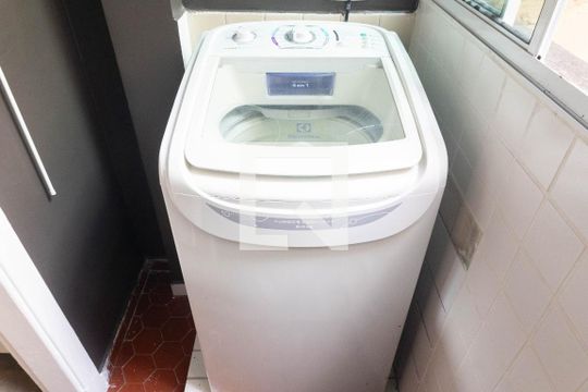 Área de Serviço de apartamento para alugar com 1 quarto, 100m² em Bela Vista, São Paulo