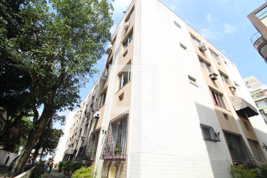 Fachada do bloco de apartamento à venda com 2 quartos, 60m² em Freguesia de Jacarepaguá, Rio de Janeiro