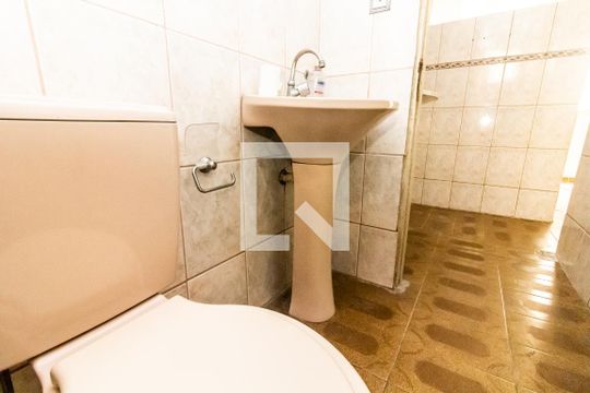 Banheiro de casa de condomínio à venda com 2 quartos, 48m² em Jardim Raposo Tavares, São Paulo