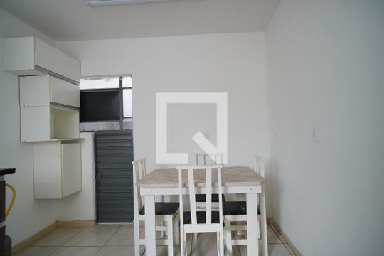 Cozinha de apartamento para alugar com 3 quartos, 110m² em São Geraldo, Porto Alegre