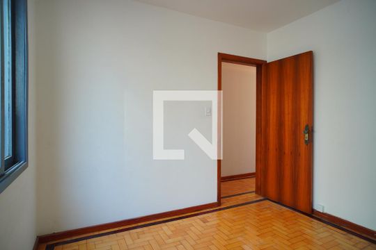 Quarto 3 de apartamento para alugar com 3 quartos, 110m² em São Geraldo, Porto Alegre