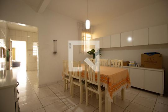 Cozinha de casa à venda com 4 quartos, 158m² em Cursino, São Paulo