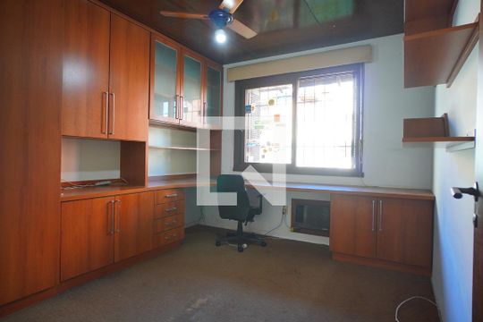 Quarto Suíte 1 de casa à venda com 3 quartos, 272m² em Boa Vista, Porto Alegre