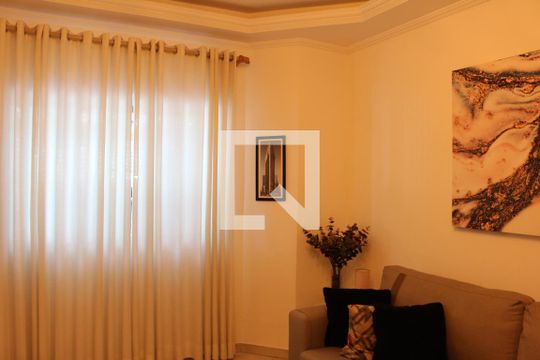 Sala de casa à venda com 3 quartos, 130m² em Vila Francisco Mineiro, Guarulhos