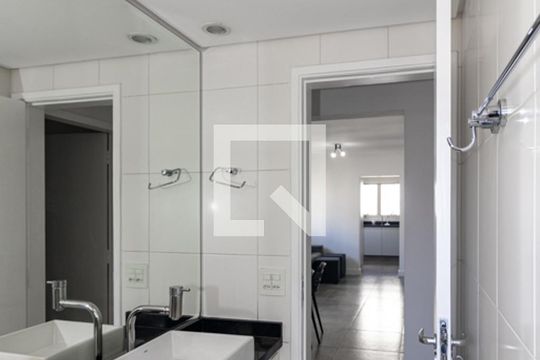 Banheiro de apartamento à venda com 2 quartos, 60m² em Vila Olímpia, São Paulo