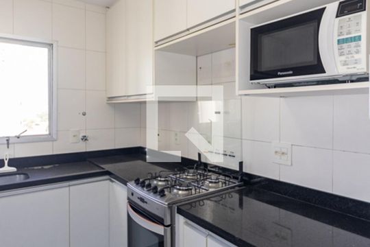Cozinha e Área de Serviço de apartamento à venda com 2 quartos, 60m² em Vila Olímpia, São Paulo