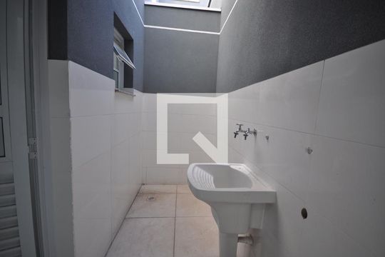 Área de Serviço de kitnet/studio para alugar com 1 quarto, 30m² em Vila Mazzei, São Paulo