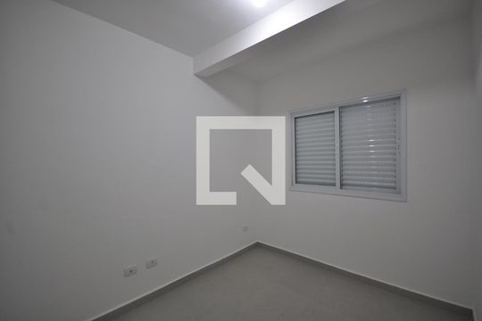 Quarto de kitnet/studio para alugar com 1 quarto, 30m² em Vila Mazzei, São Paulo