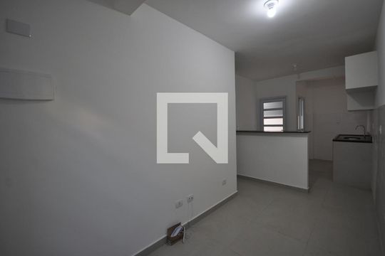 Kitnet/Studio para alugar com 1 quarto, 30m² em Vila Mazzei, São Paulo
