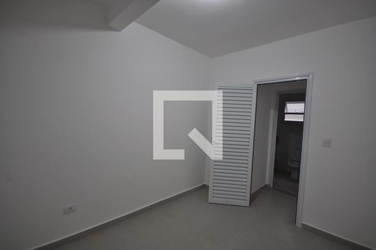 Quarto de kitnet/studio para alugar com 1 quarto, 30m² em Vila Mazzei, São Paulo