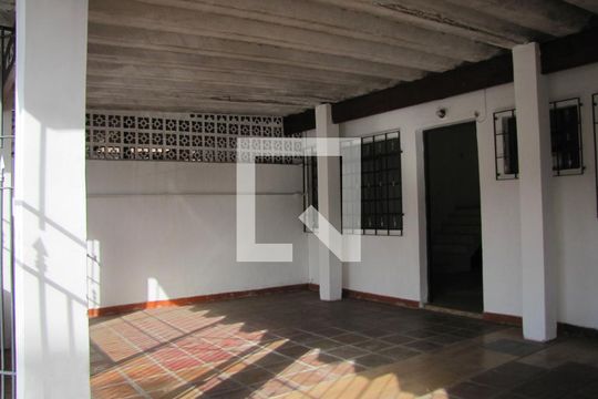 Quintal de casa à venda com 2 quartos, 126m² em Jardim Penha, São Paulo