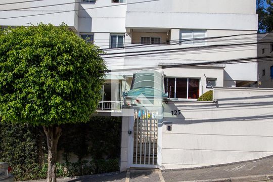 Fachada do Prédio de apartamento à venda com 2 quartos, 51m² em Centro, Diadema