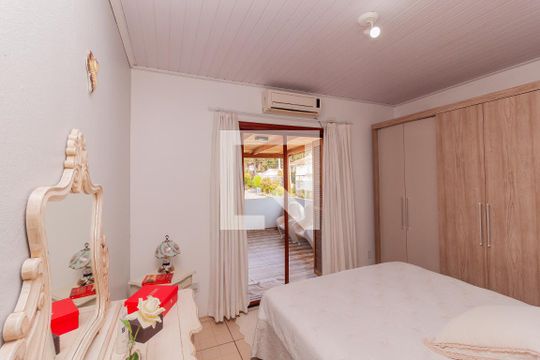 Quarto 1 de casa à venda com 2 quartos, 160m² em Rio Branco, Novo Hamburgo
