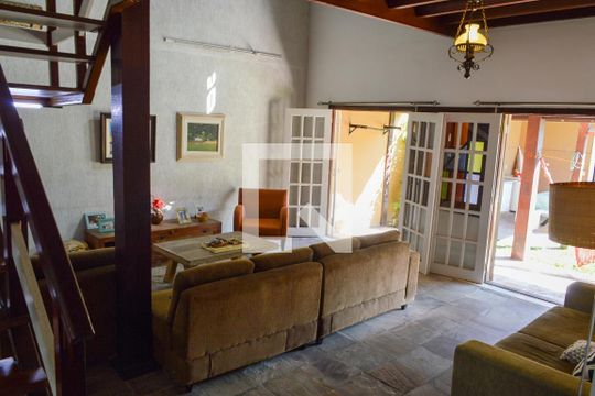 Sala de casa à venda com 6 quartos, 320m² em Taquara, Rio de Janeiro