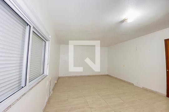 Quarto 1 de casa para alugar com 4 quartos, 300m² em Pátria Nova, Novo Hamburgo