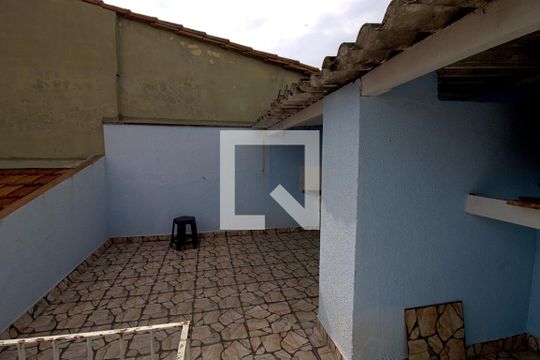 Área de Serviço de casa à venda com 2 quartos, 94m² em Jardim Maria Rosa, Taboão da Serra