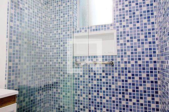 Banheiro da Suíte de casa à venda com 2 quartos, 94m² em Jardim Maria Rosa, Taboão da Serra