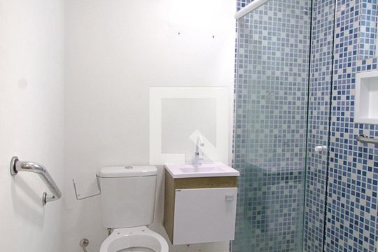 Banheiro da Suíte  de casa à venda com 2 quartos, 94m² em Jardim Maria Rosa, Taboão da Serra