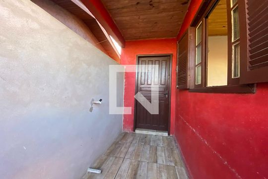 Corredor de casa para alugar com 1 quarto, 70m² em Vicentina, São Leopoldo