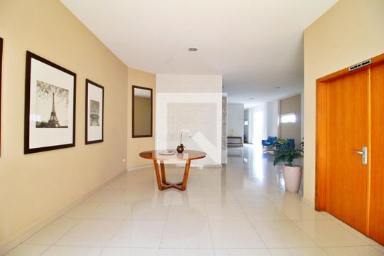 Hall de apartamento à venda com 3 quartos, 109m² em Campestre, Santo André
