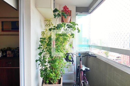 Varanda Gourmet de apartamento à venda com 3 quartos, 109m² em Campestre, Santo André