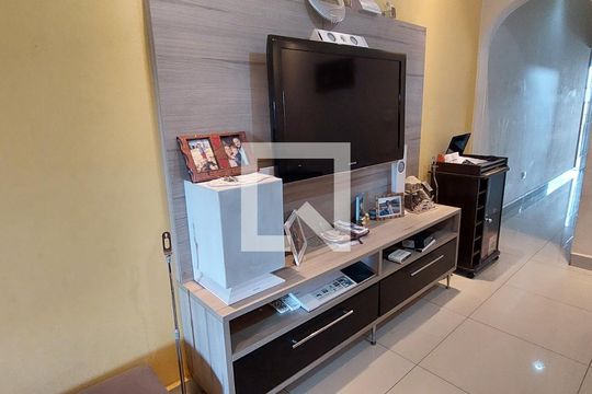 Sala de casa à venda com 2 quartos, 125m² em Jardim Utinga, Santo André