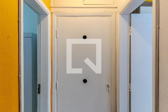 Corredor de apartamento à venda com 1 quarto, 70m² em Santa Cecilia, São Paulo