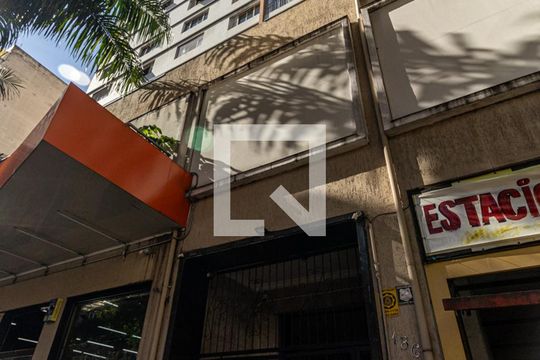 Fachada de apartamento à venda com 1 quarto, 70m² em Santa Cecilia, São Paulo