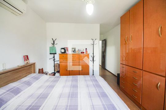 Quarto 1 de casa à venda com 4 quartos, 180m² em Guapira, São Paulo