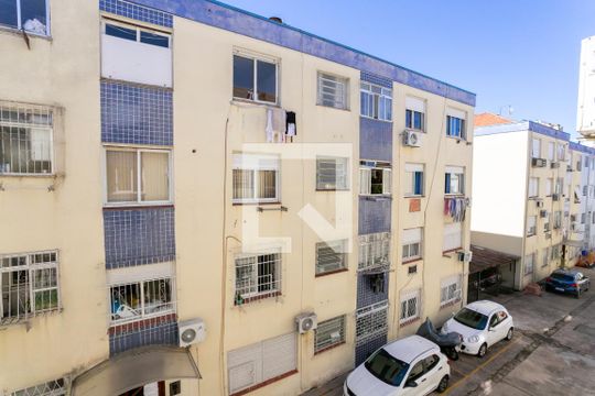 Vista do Quarto de apartamento para alugar com 1 quarto, 40m² em Passo D’areia, Porto Alegre