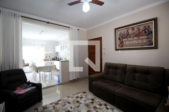 Sala de casa para alugar com 3 quartos, 151m² em Jardim Itanguá, Sorocaba