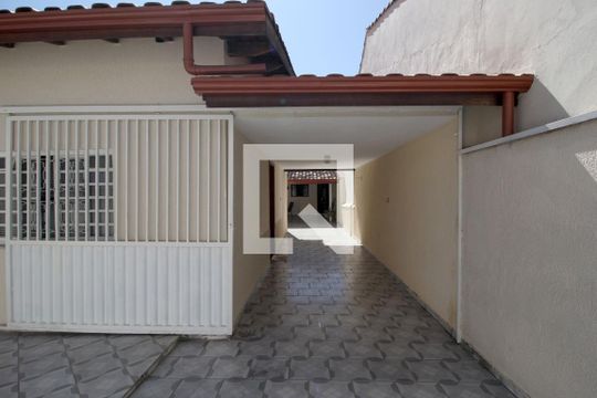 Área Externa de casa para alugar com 3 quartos, 151m² em Jardim Itanguá, Sorocaba