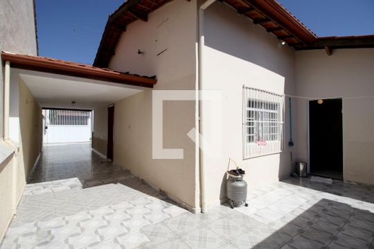 Área Externa de casa para alugar com 3 quartos, 151m² em Jardim Itanguá, Sorocaba