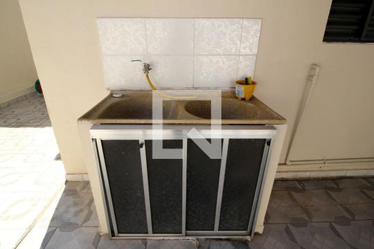 Área de Serviço de casa para alugar com 3 quartos, 151m² em Jardim Itanguá, Sorocaba