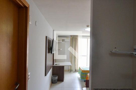 Cozinha de apartamento para alugar com 1 quarto, 27m² em Centro, Nova Iguaçu