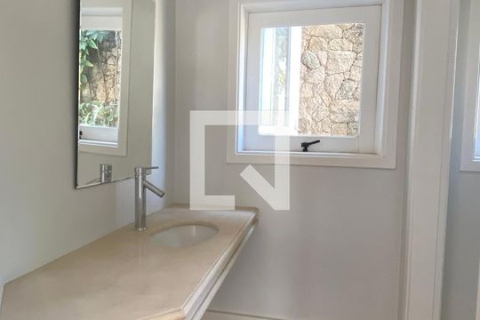 Lavabo de casa de condomínio à venda com 4 quartos, 533m² em Alphaville, Santana de Parnaíba