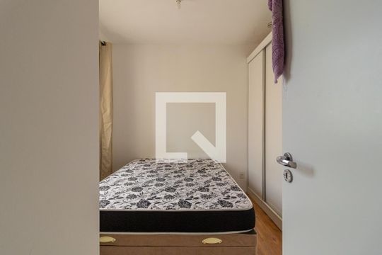 Quarto 1 de apartamento para alugar com 2 quartos, 33m² em Cidade Auxiliadora, São Paulo