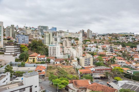 Vista da Suíte de apartamento à venda com 3 quartos, 153m² em Santa Lúcia, Belo Horizonte