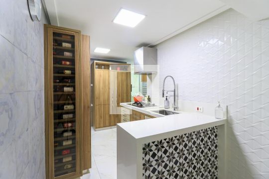 Cozinha de apartamento à venda com 3 quartos, 109m² em Jardim Aeroporto, São Paulo