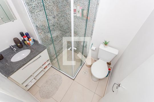 Banheiro Social de apartamento para alugar com 2 quartos, 58m² em Vila das Merces, São Paulo