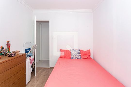 Quarto de apartamento para alugar com 2 quartos, 58m² em Vila das Merces, São Paulo