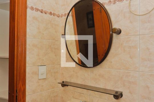 Banheiro de kitnet/studio para alugar com 1 quarto, 20m² em Jardim Cidade Pirituba, São Paulo