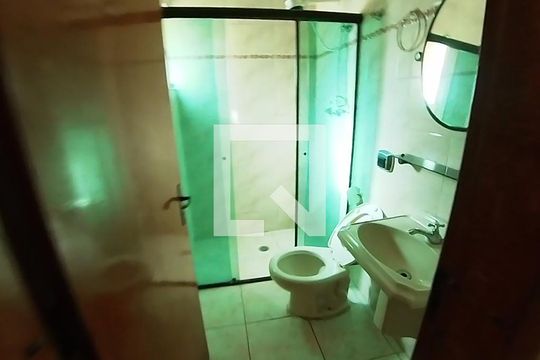 Banheiro de apartamento para alugar com 1 quarto, 20m² em Jardim Cidade Pirituba, São Paulo