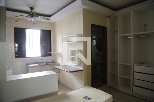 Quarto de apartamento para alugar com 1 quarto, 20m² em Jardim Cidade Pirituba, São Paulo