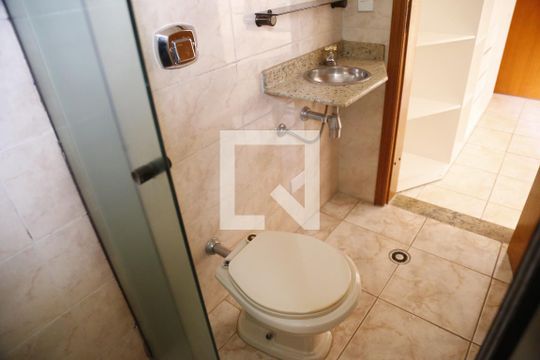 Banheiro de apartamento para alugar com 1 quarto, 20m² em Jardim Cidade Pirituba, São Paulo