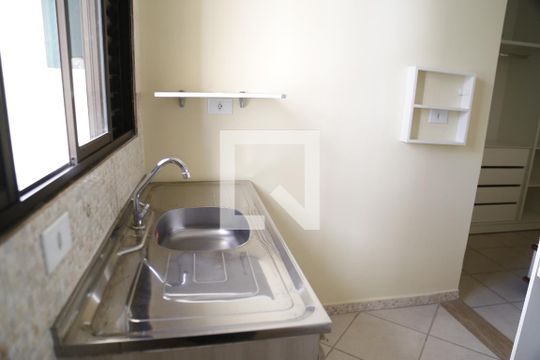 Cozinha de apartamento para alugar com 1 quarto, 20m² em Jardim Cidade Pirituba, São Paulo