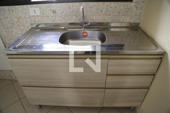 Cozinha de apartamento para alugar com 1 quarto, 20m² em Jardim Cidade Pirituba, São Paulo