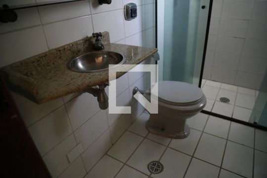 Banheiro de apartamento para alugar com 1 quarto, 20m² em Jardim Cidade Pirituba, São Paulo