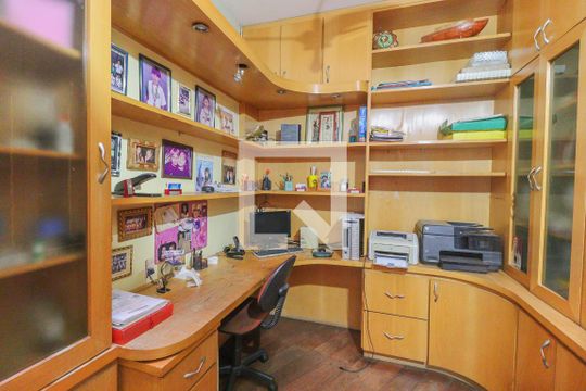Escritório de casa para alugar com 3 quartos, 300m² em Vila Joana, Jundiaí