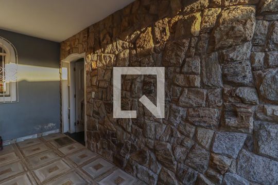 Garagem de casa para alugar com 3 quartos, 300m² em Vila Joana, Jundiaí